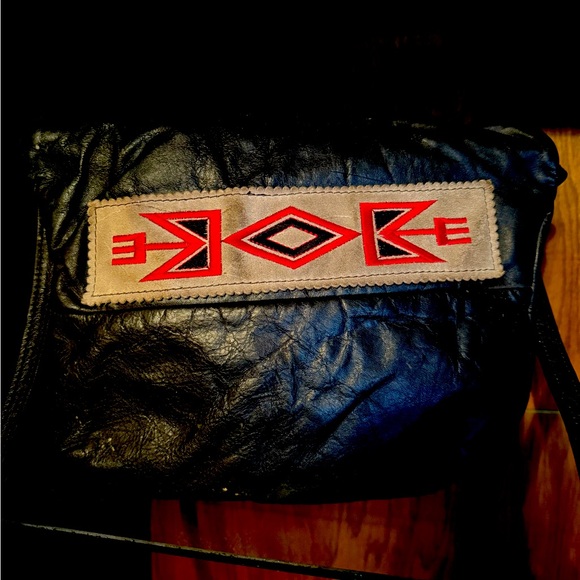 Genuine Harley Davidson Leather Purse with brass bugles and beads on the fringe. - Picture 3 of 3